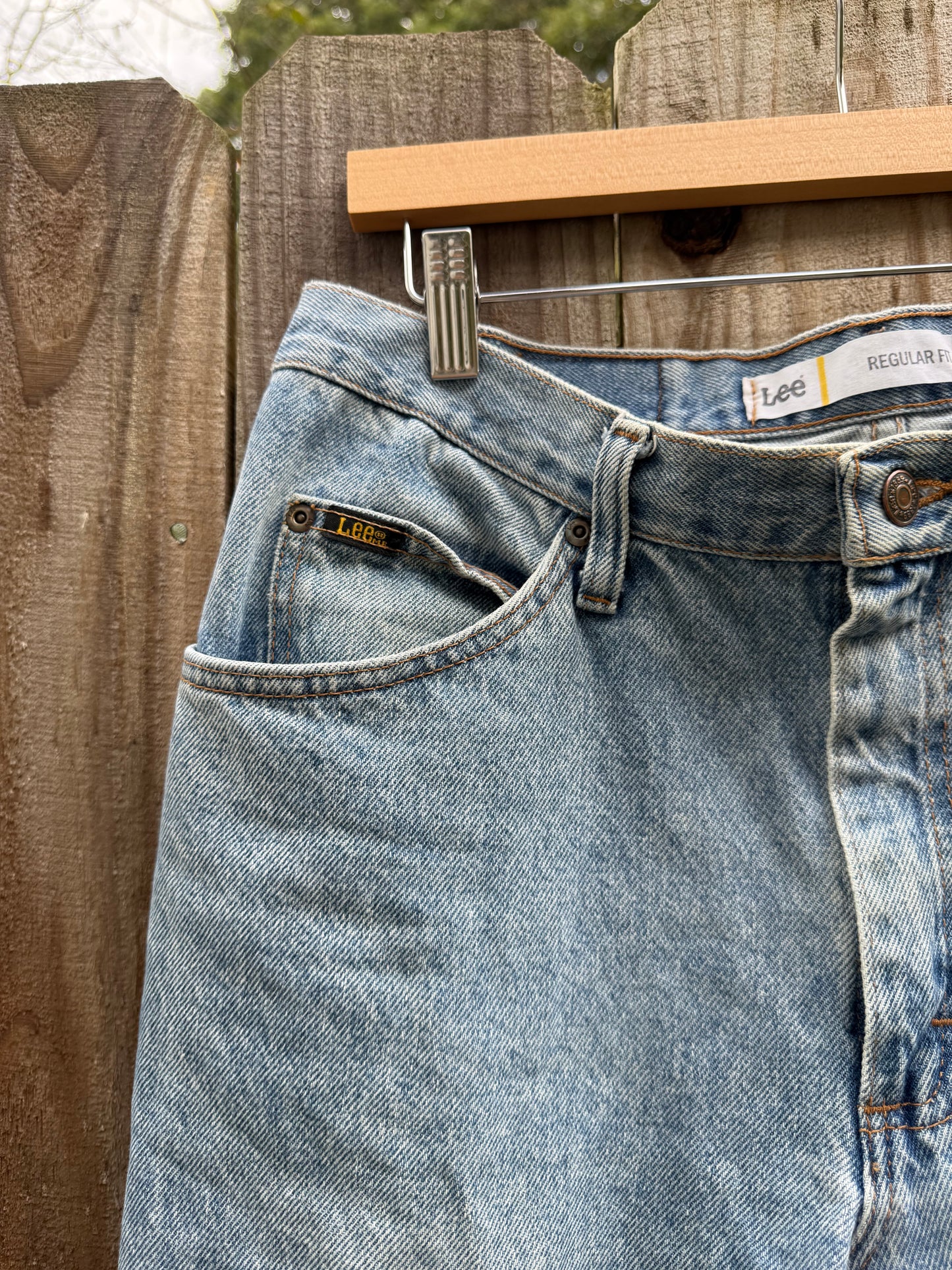 Vintage Lee 90s Regular Fit Mom Jeans, High Waist, Straight Leg