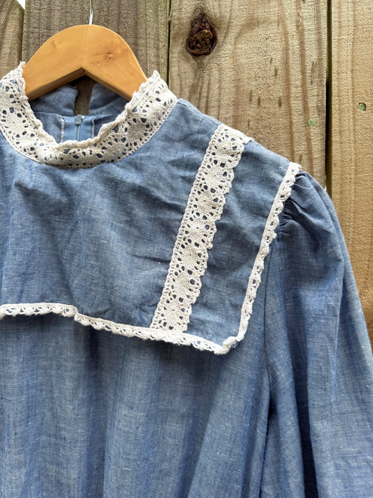 70s Chambray Prairie Dress, Lace Collar Midi - Vintage