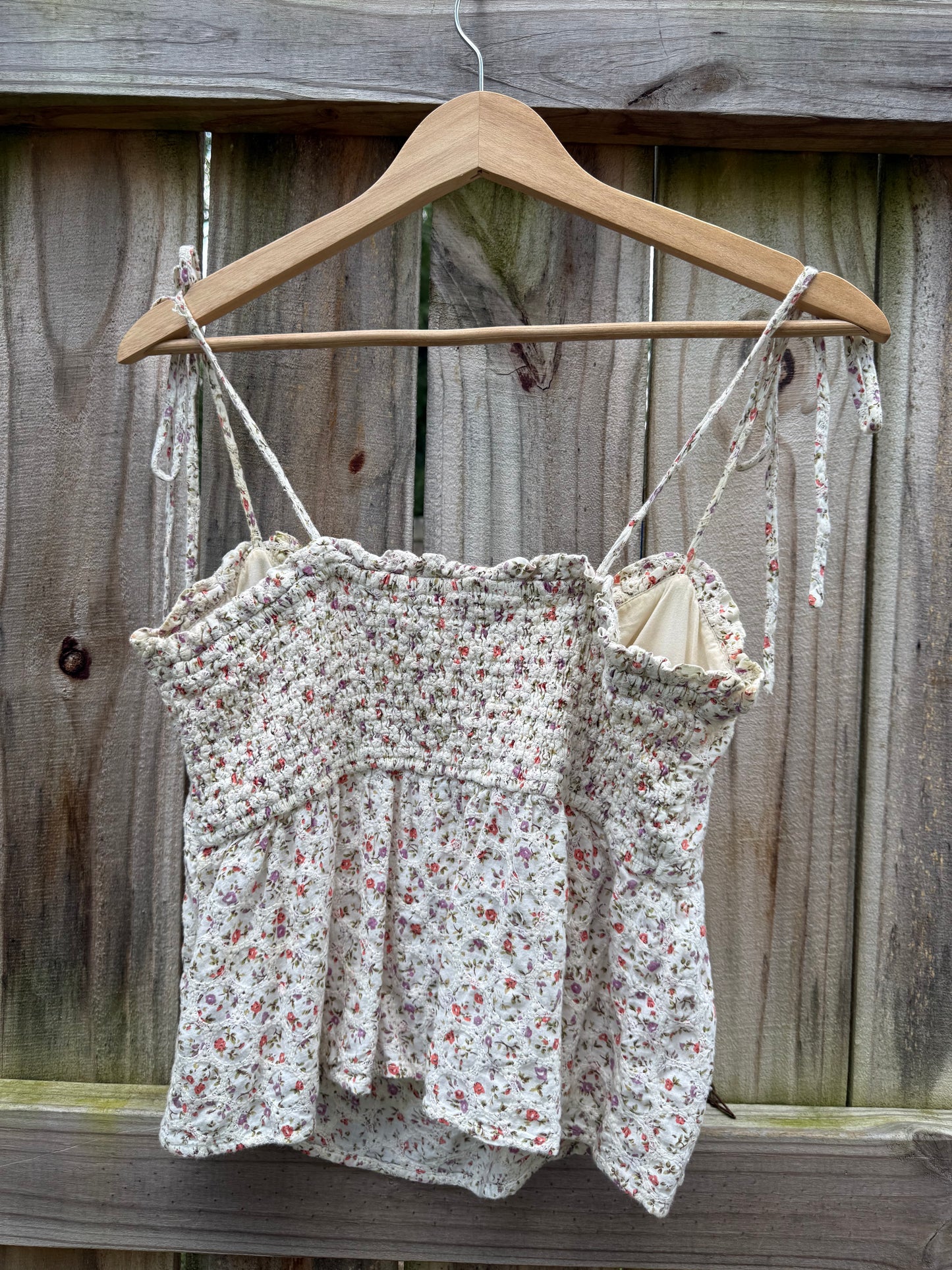 Storia Floral Embroidered Tie Shoulder Babydoll Tank | Medium