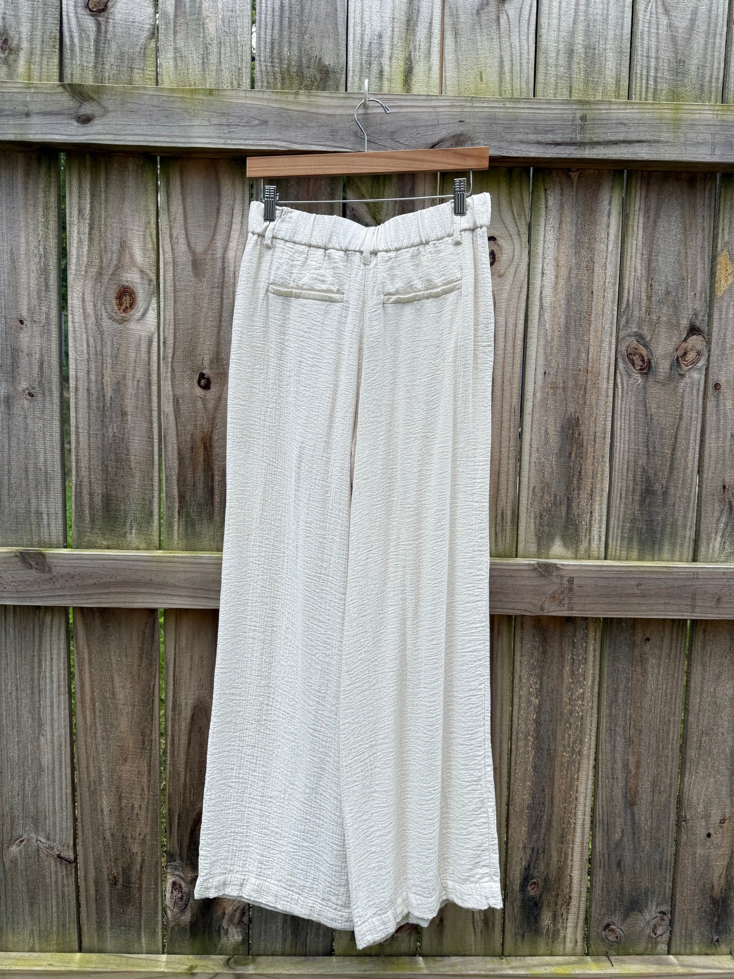 A New Day Cream Wide Leg Pants Size 4 Textured Trousers