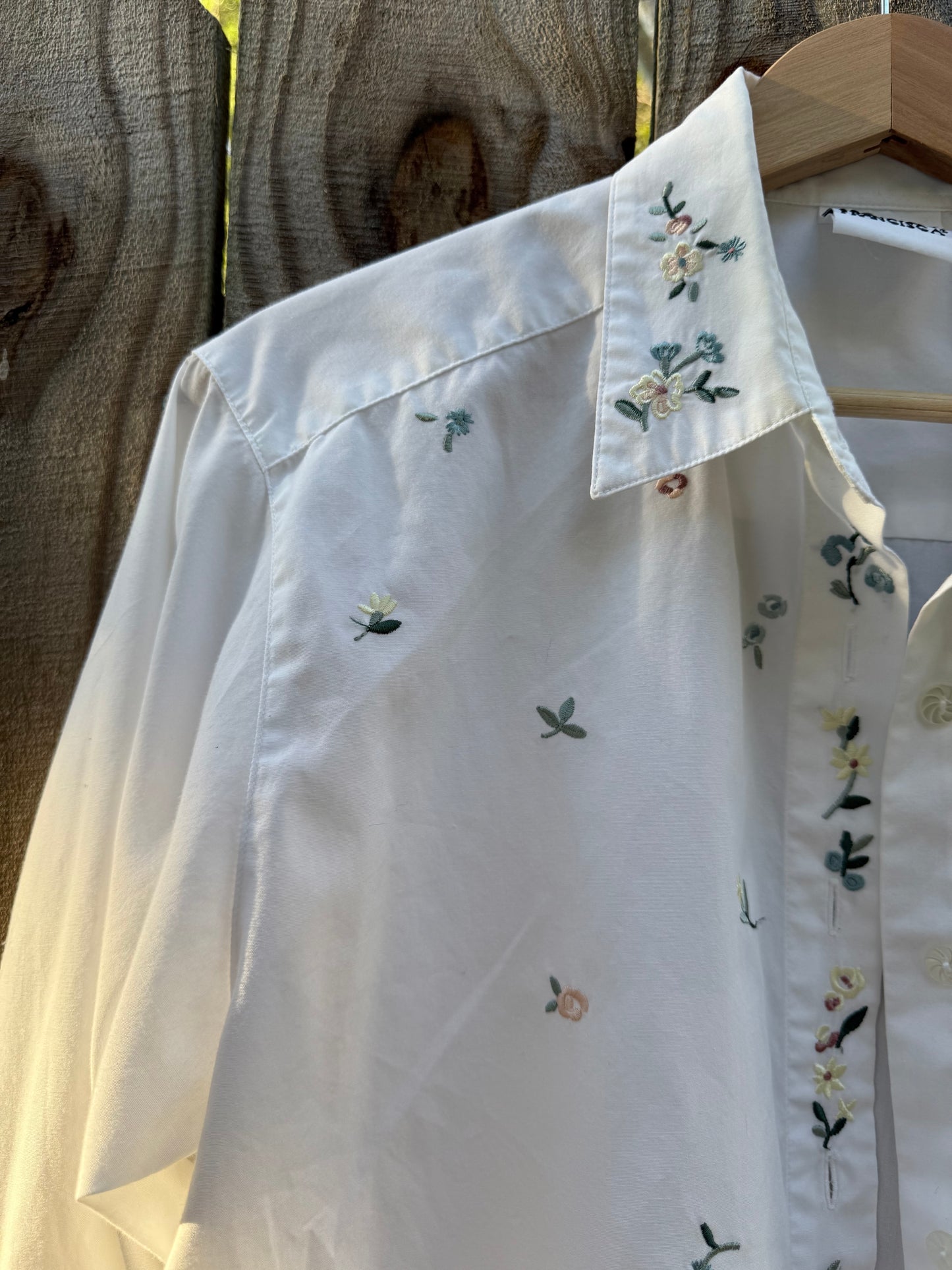 Vintage 90s Embroidered Button-Up Blouse, Koret Francisca (Made in Hong Kong)