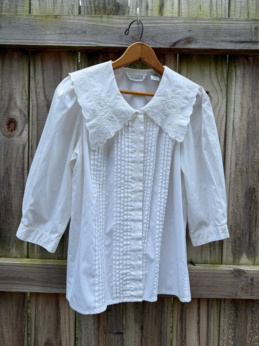 Vintage Embroidered Peter Pan Collar Blouse | Christie & Jill White Cotton Blend Top