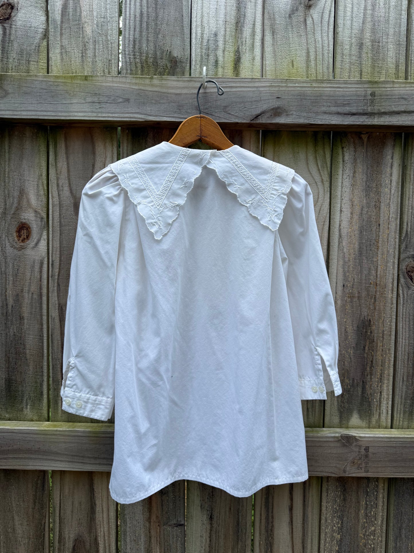 Vintage Embroidered Peter Pan Collar Blouse | Christie & Jill White Cotton Blend Top