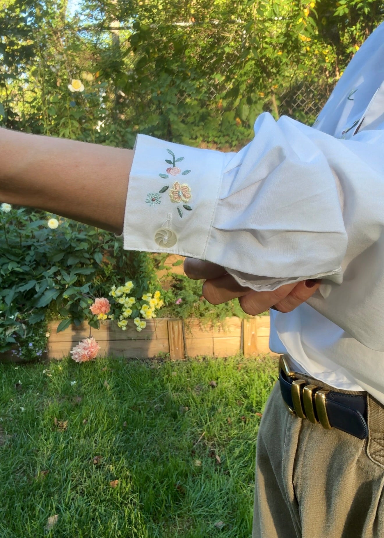 Vintage 90s Embroidered Button-Up Blouse, Koret Francisca (Made in Hong Kong)