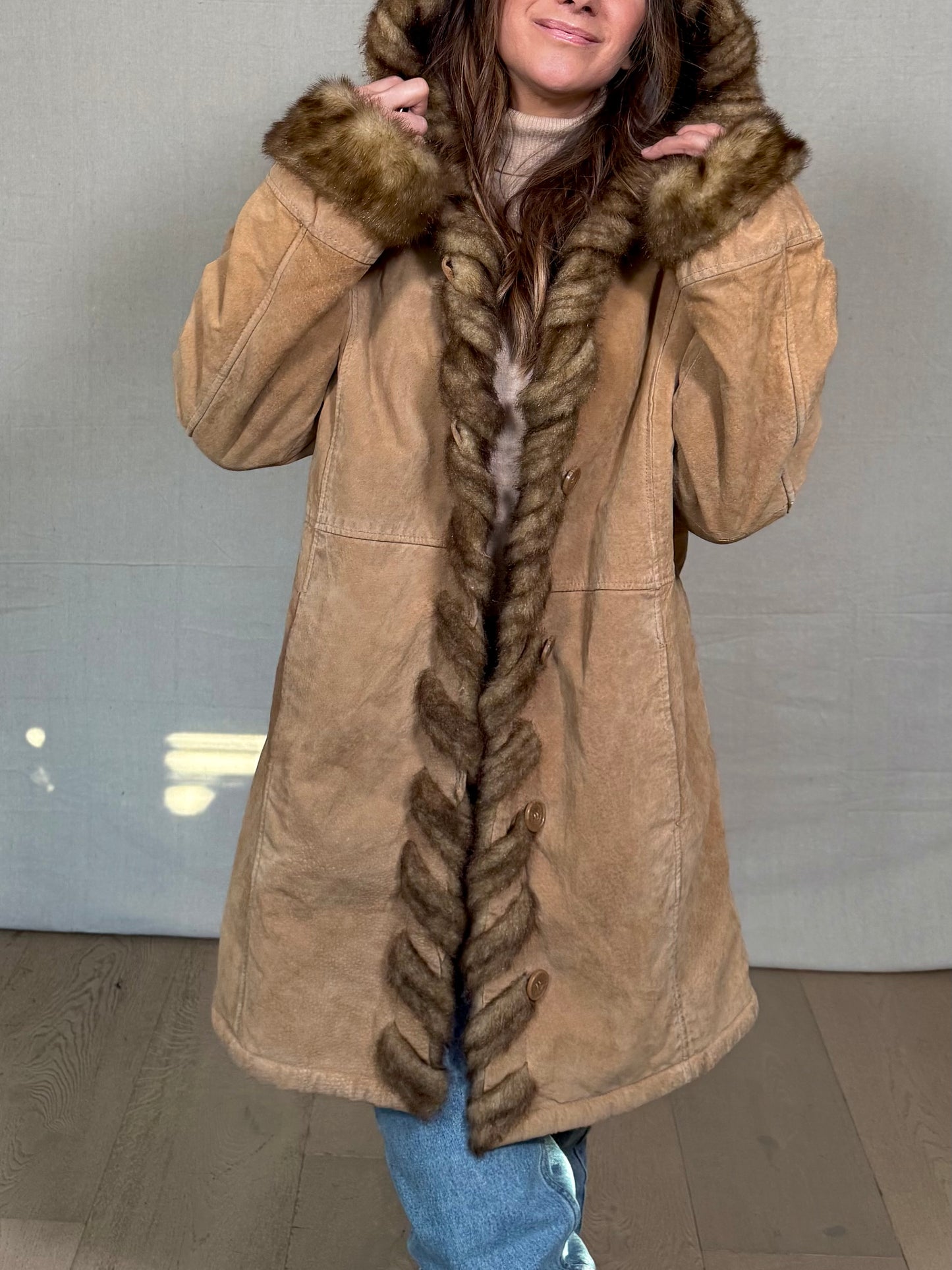 Vintage Dennis Basso Shearling-Trim Leather Coat – Camel Brown