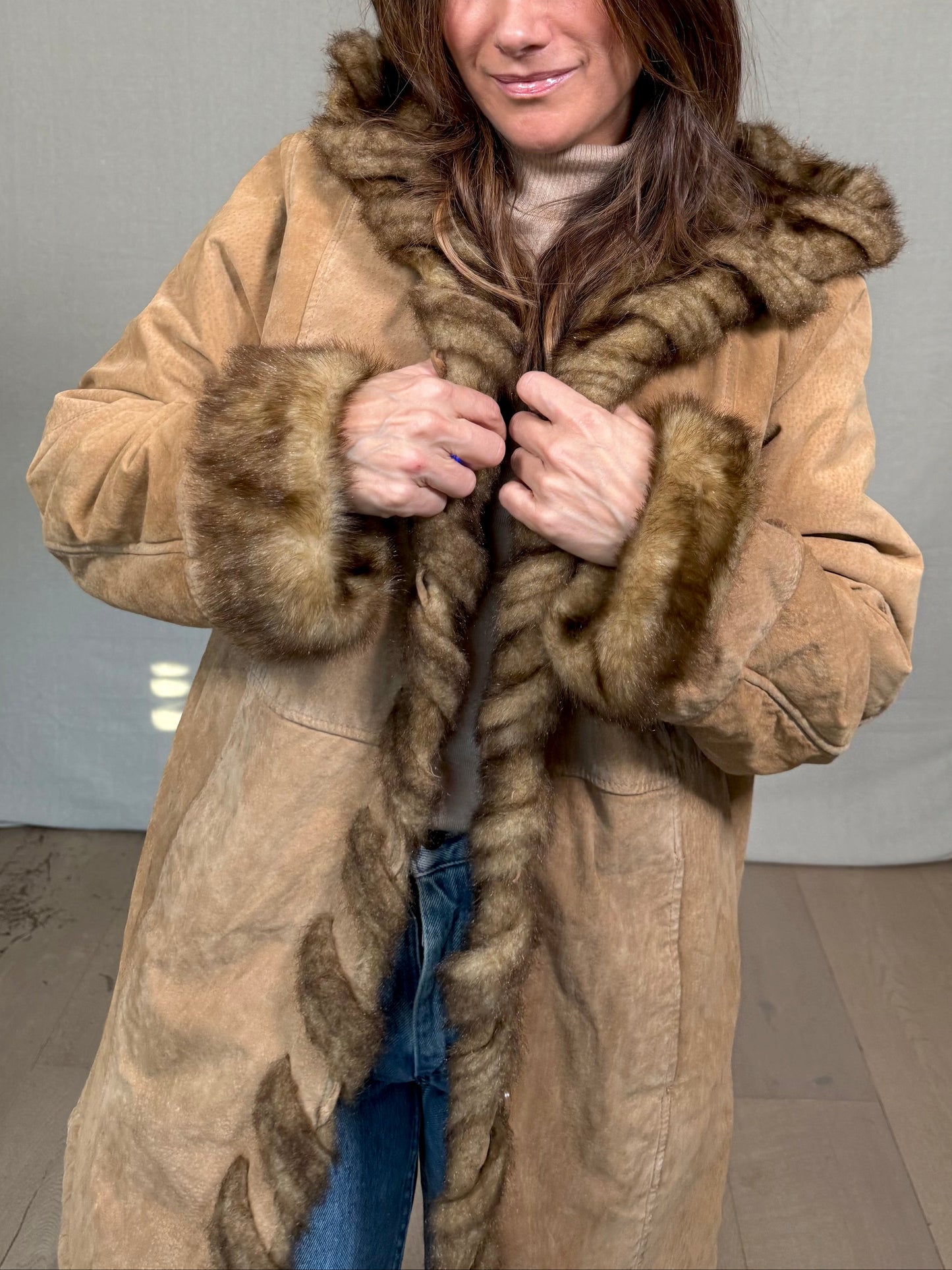 Vintage Dennis Basso Shearling-Trim Leather Coat – Camel Brown