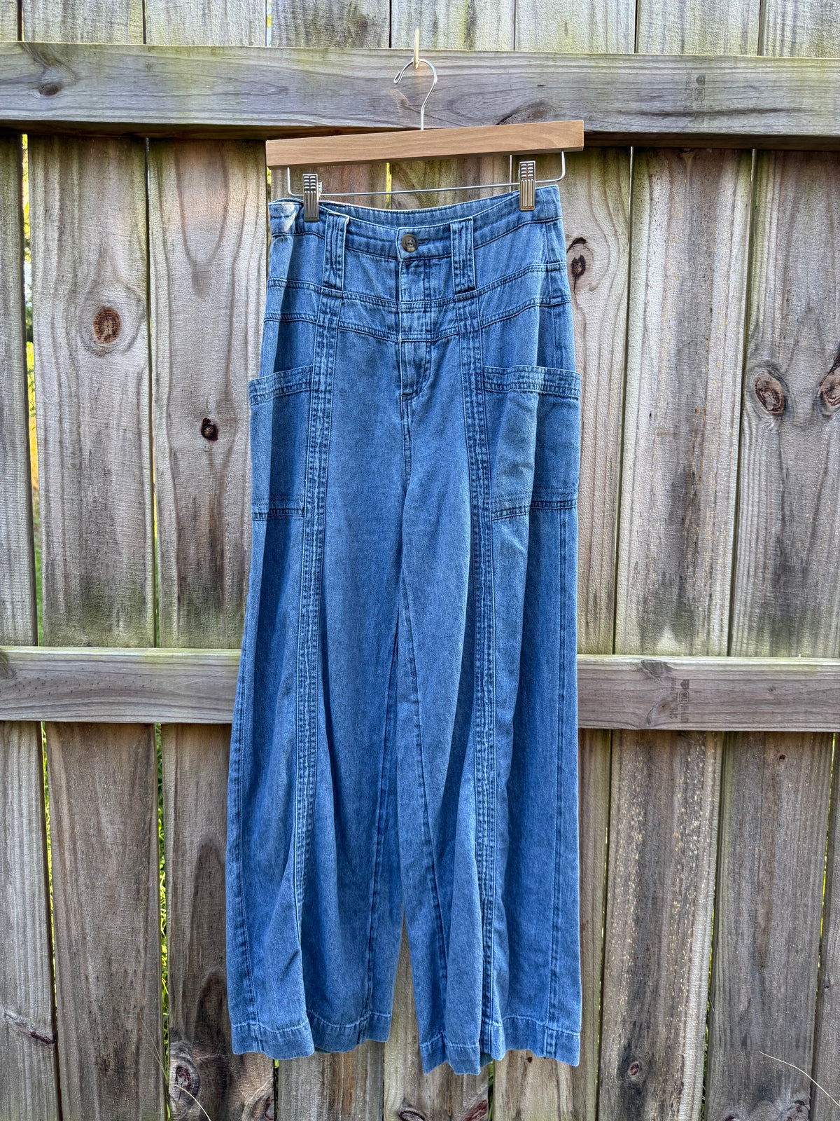 Vintage 90s Y2K Wide Leg Utility Jeans | Baggy Pocket Denim
