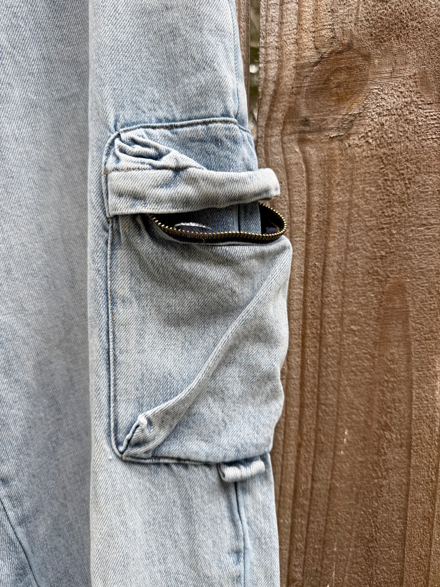 Pistola Light Wash Cargo Jeans