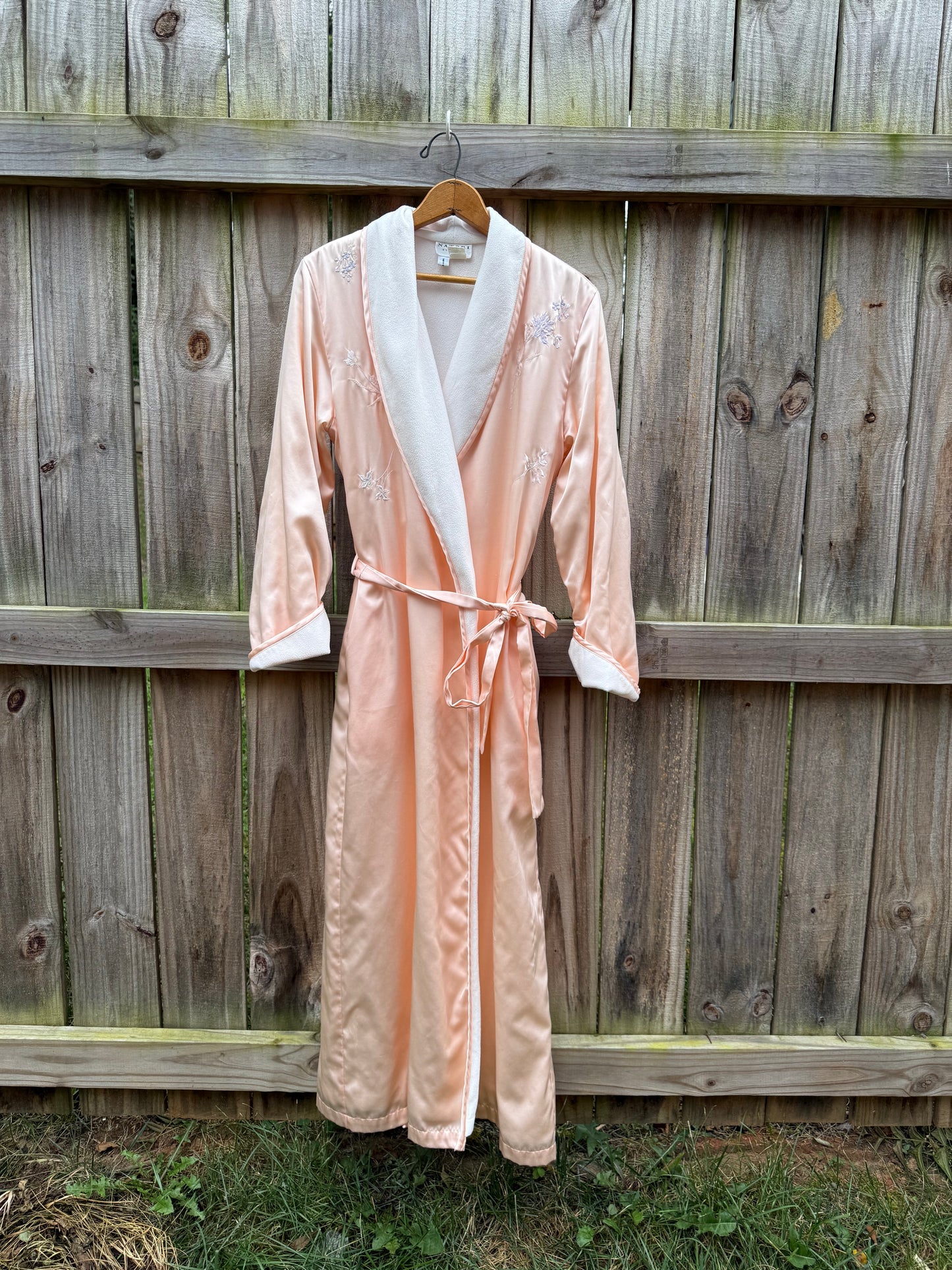 Vintage Natori Classics Embroidered Satin Robe