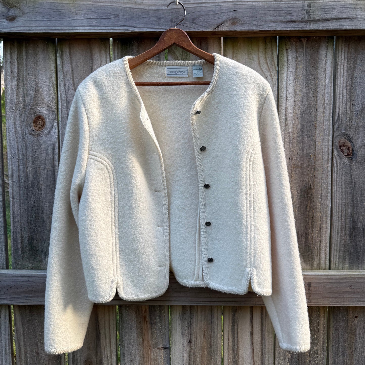 The Eagle’s Eye 100% Wool Ivory Knit Jacket – Size 12