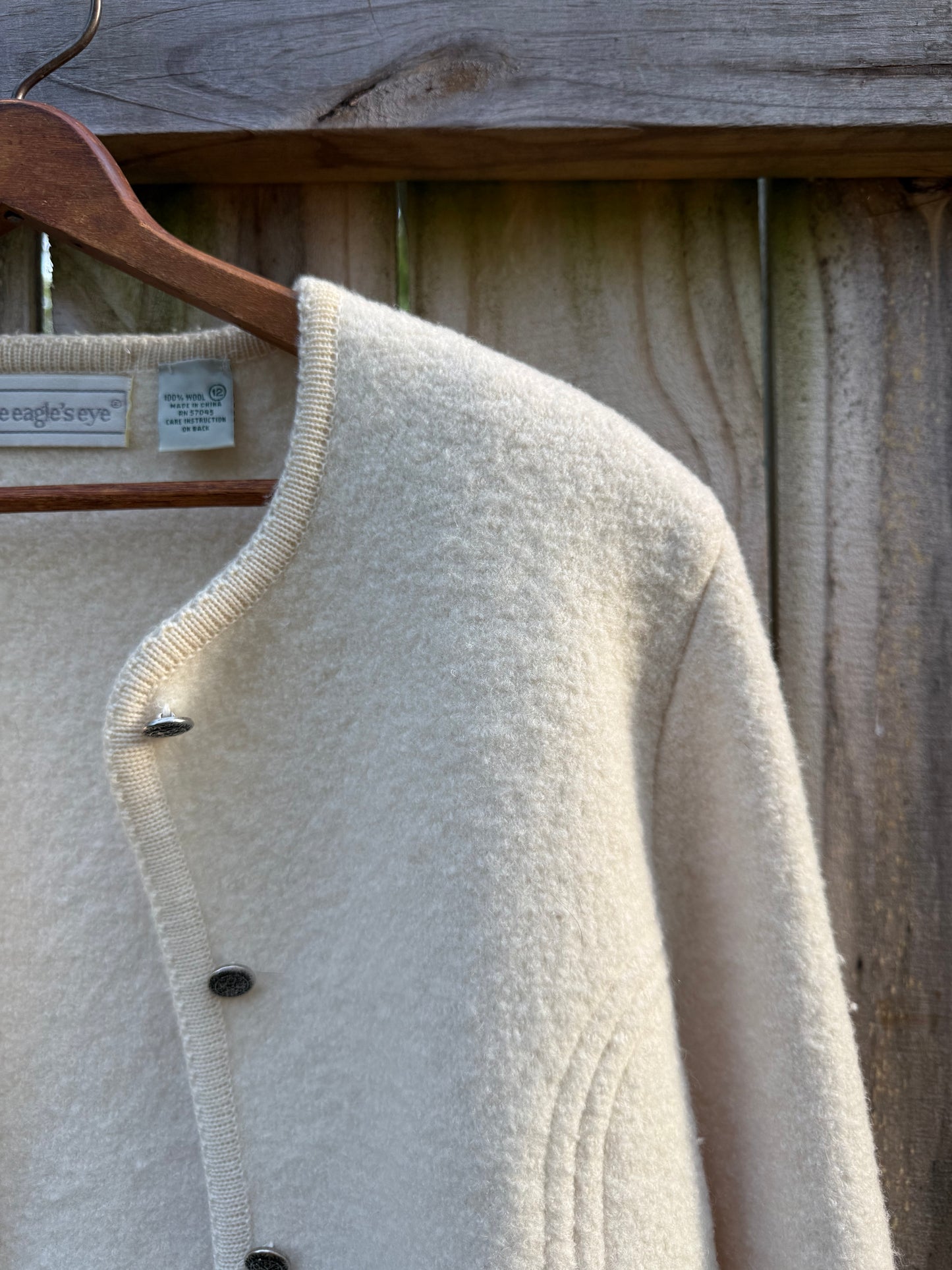 The Eagle’s Eye 100% Wool Ivory Knit Jacket – Size 12