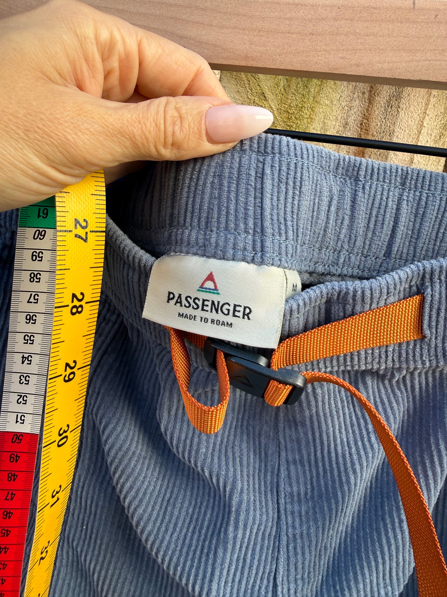 Passenger Corduroy Trail Shorts Blue Elastic Waist Belted – M