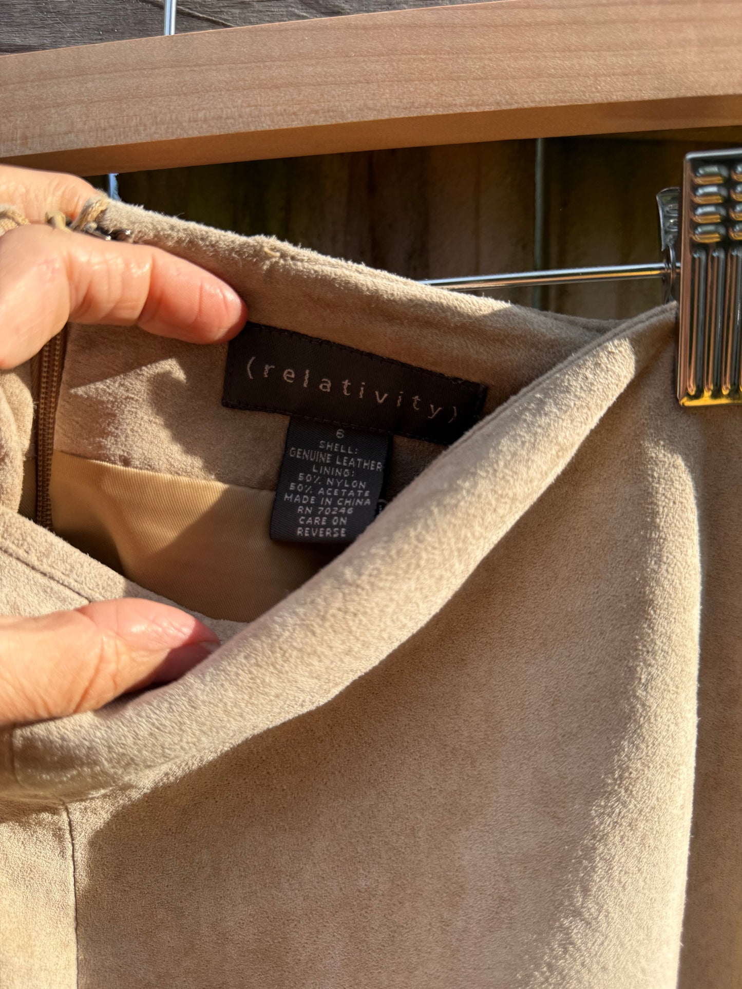 Vintage Relativity Genuine Suede Leather Pencil Skirt Taupe Beige Size 6