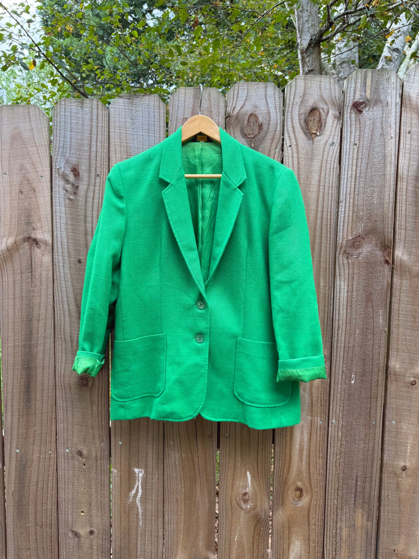 Vintage Green Blazer – Bold Statement Piece