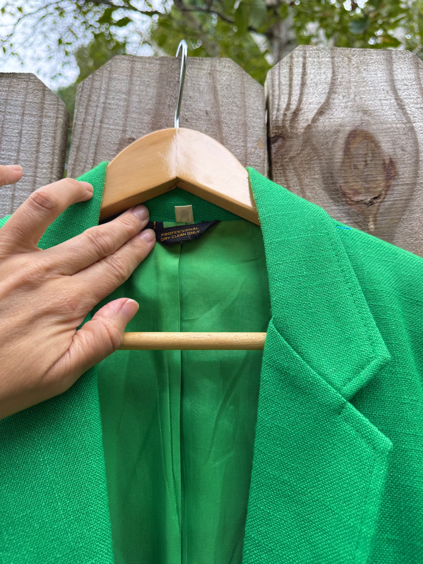 Vintage Green Blazer – Bold Statement Piece