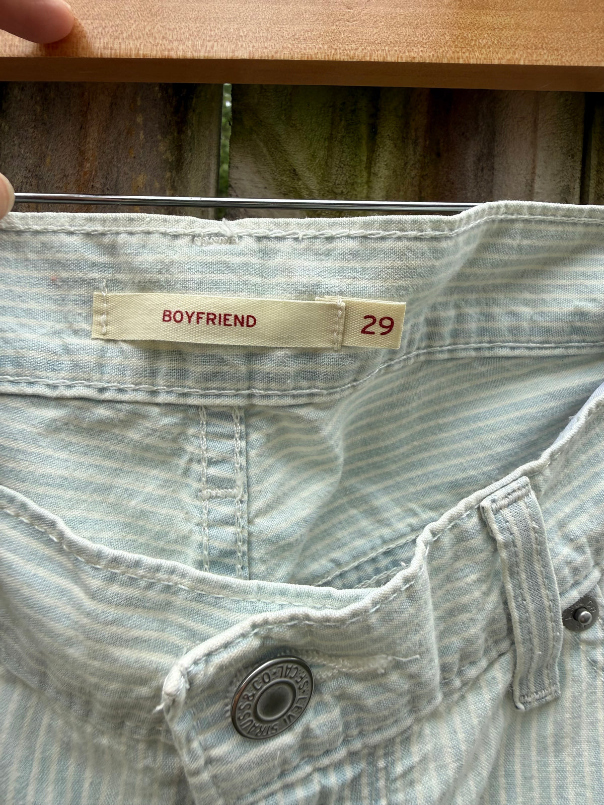 Levi's Boyfriend Stripe Jeans | Blue Railroad Stripe | 29