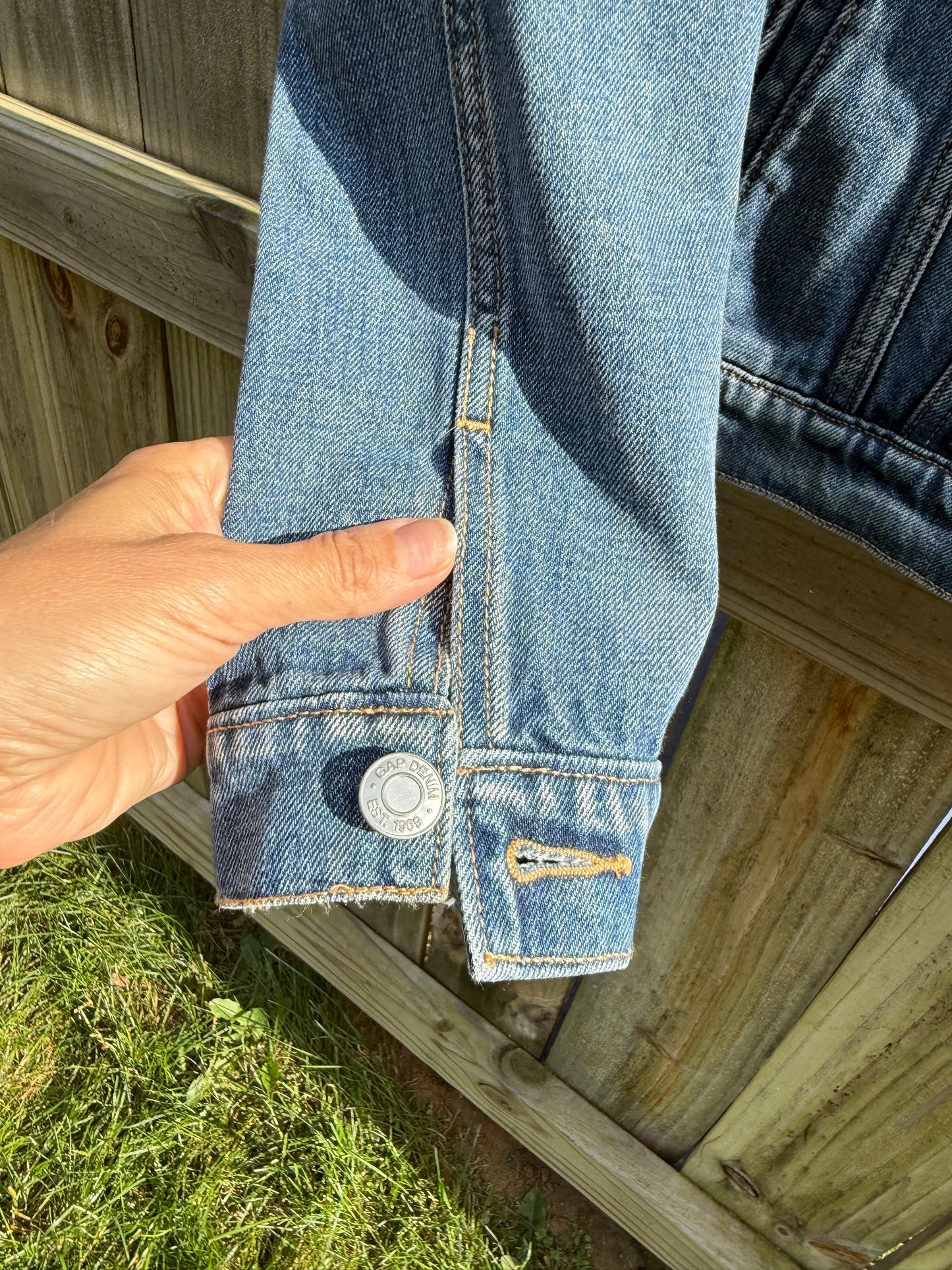 GAP Classic Denim Jacket, 90's minimalism
