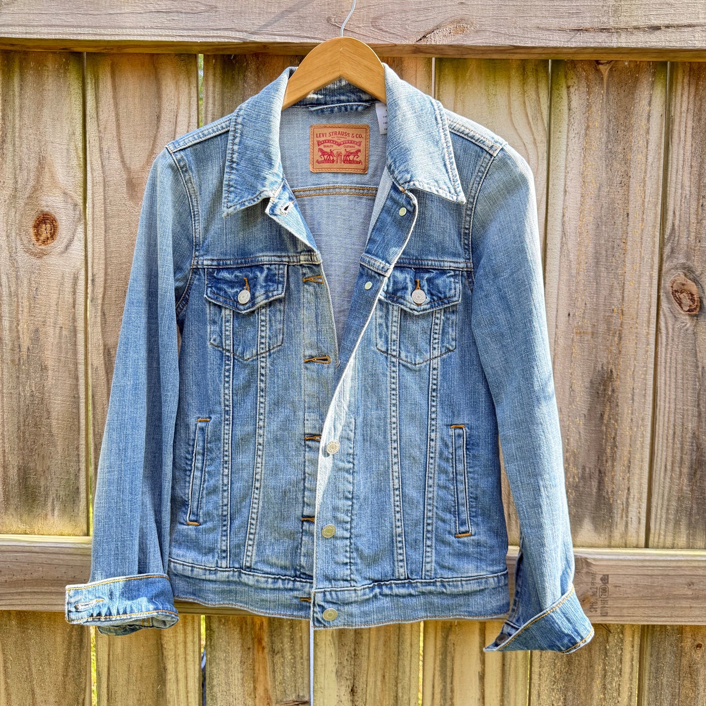 GAP Cotton Denim Jacket Classic Trucker Medium Wash S