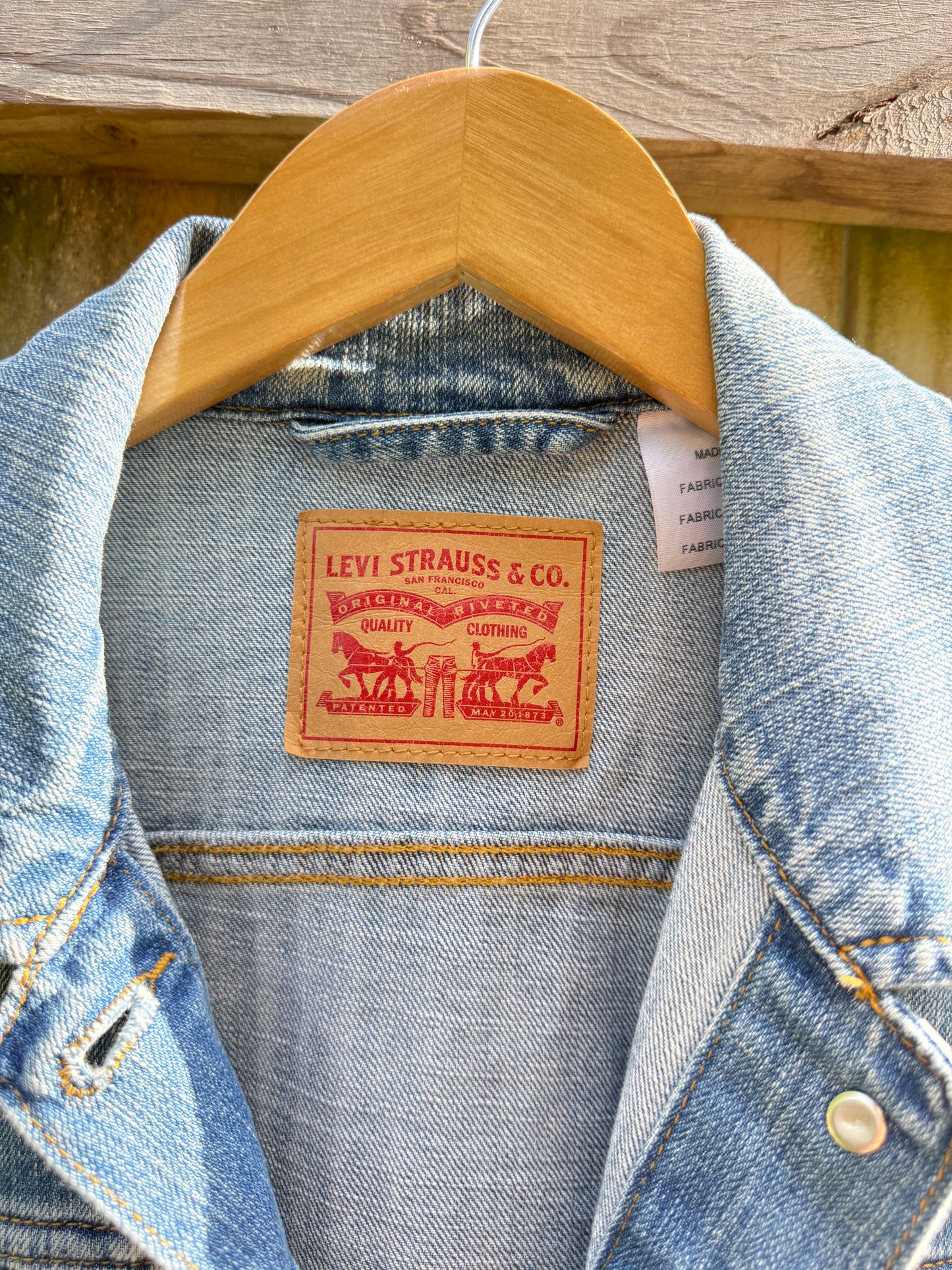 GAP Cotton Denim Jacket Classic Trucker Medium Wash S