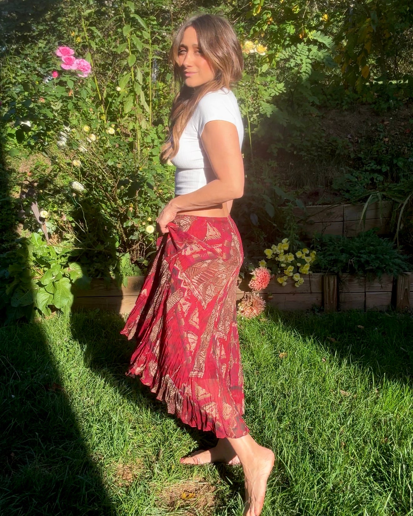 Bohemian Sunset Pleated Maxi Skirt Red