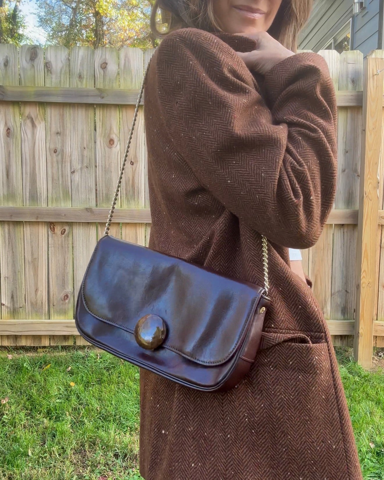 Vintage Chocolate Leather Shoulder Bag with Sculptural Faux Stone Clasp