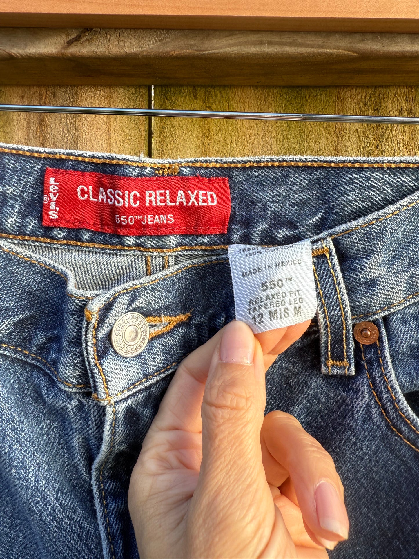 Vintage Levi’s 550 Classic Relaxed Taper Jeans