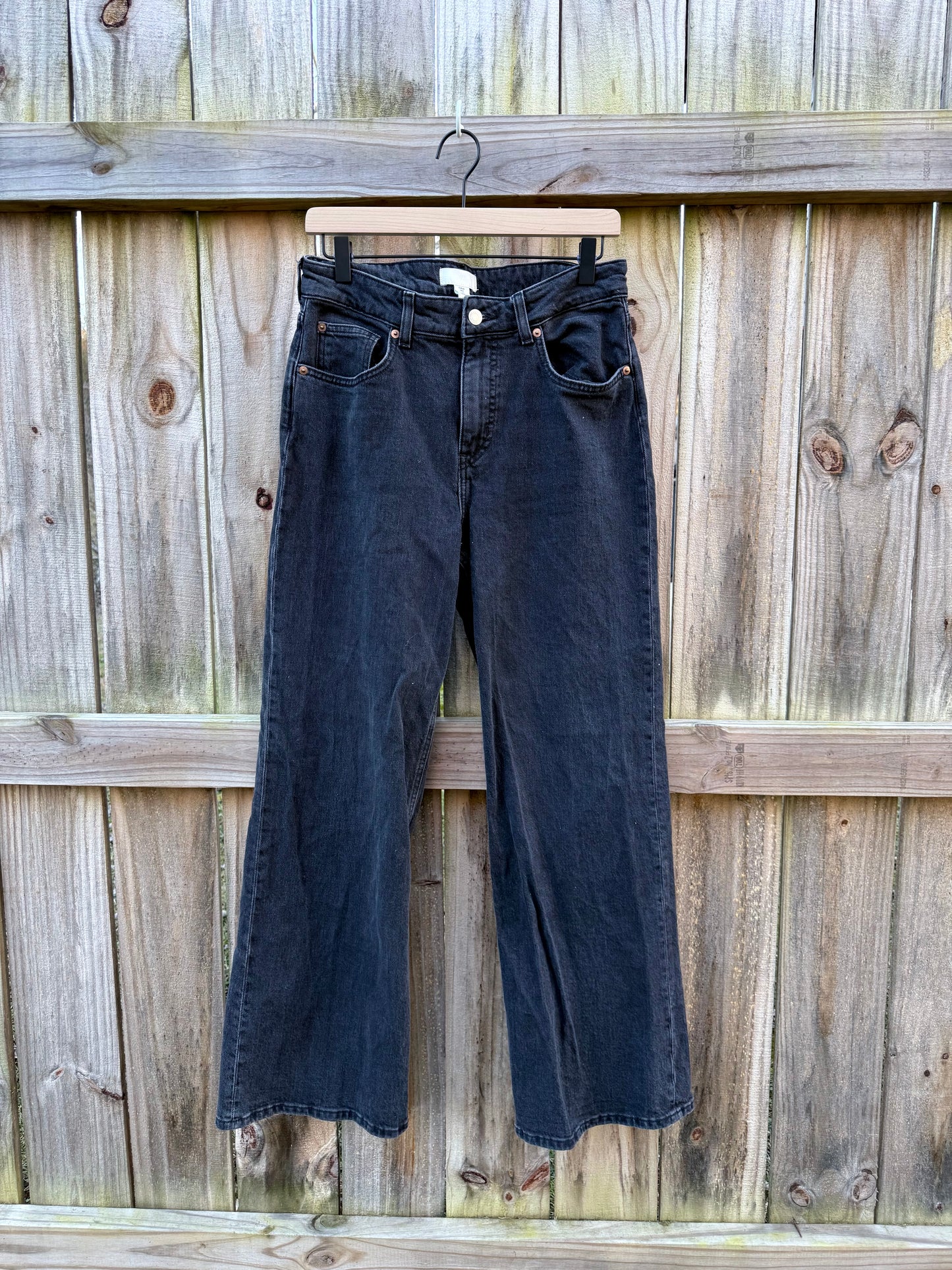 Black High-Rise Straight Jean H&M size 8