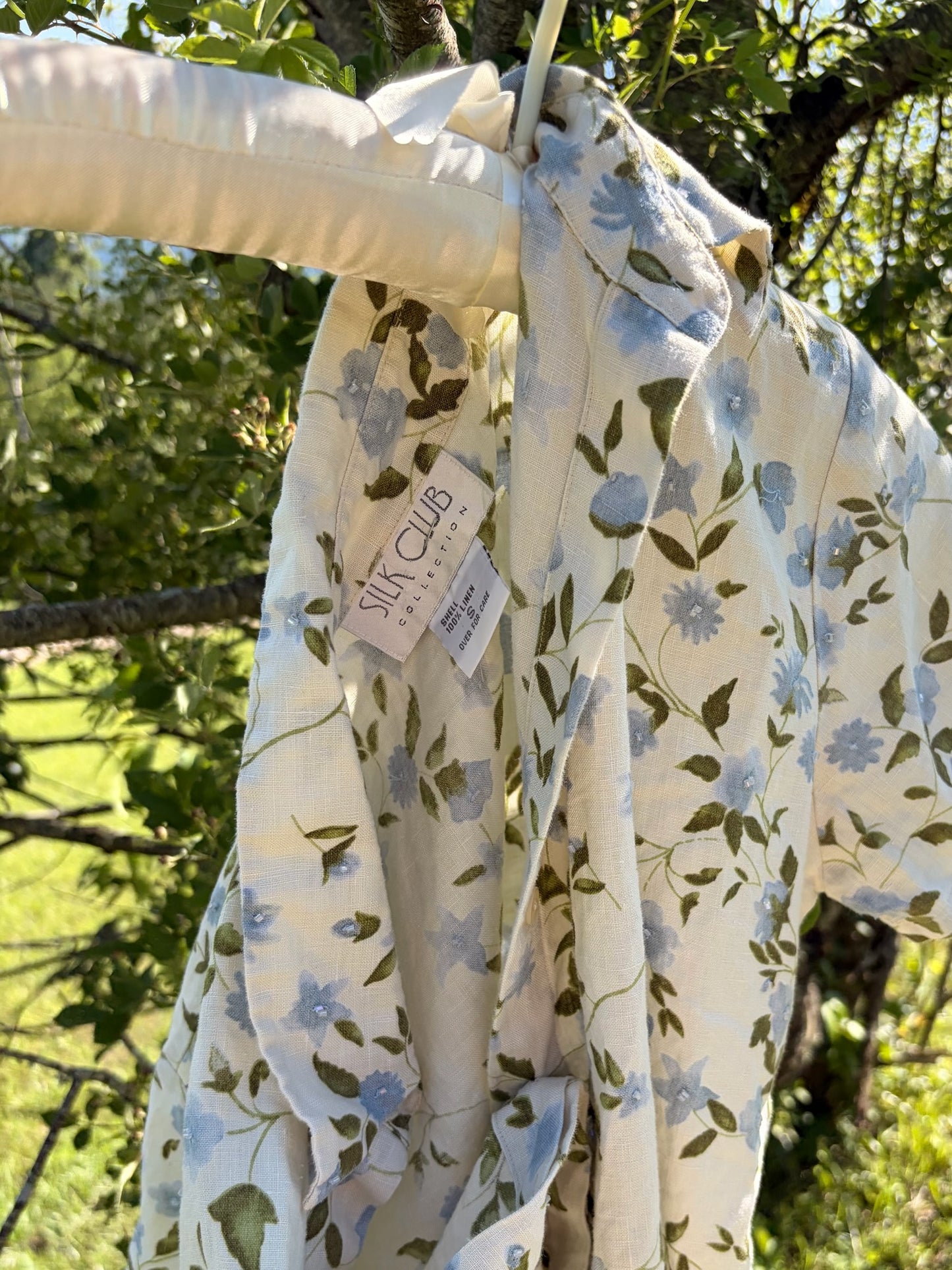 Silk Club Collection Beaded Floral Linen Shirt