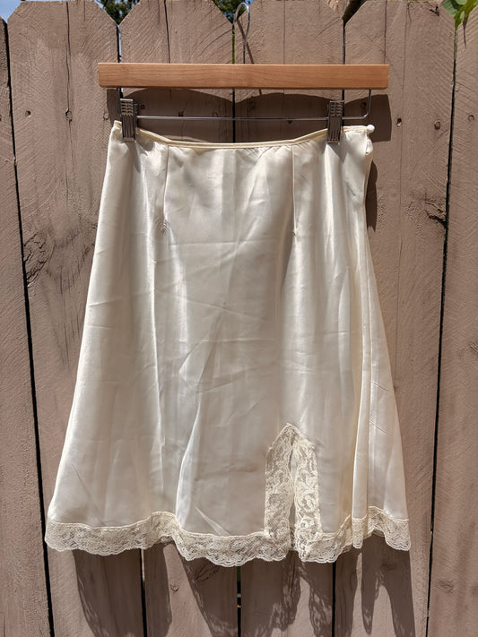 Vintage Victoria's Secret Cream Lace Half Slip
