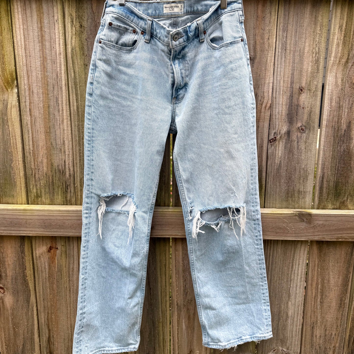 Abercrombie “The Baggy” Low Rise Distressed Jeans Slouchy