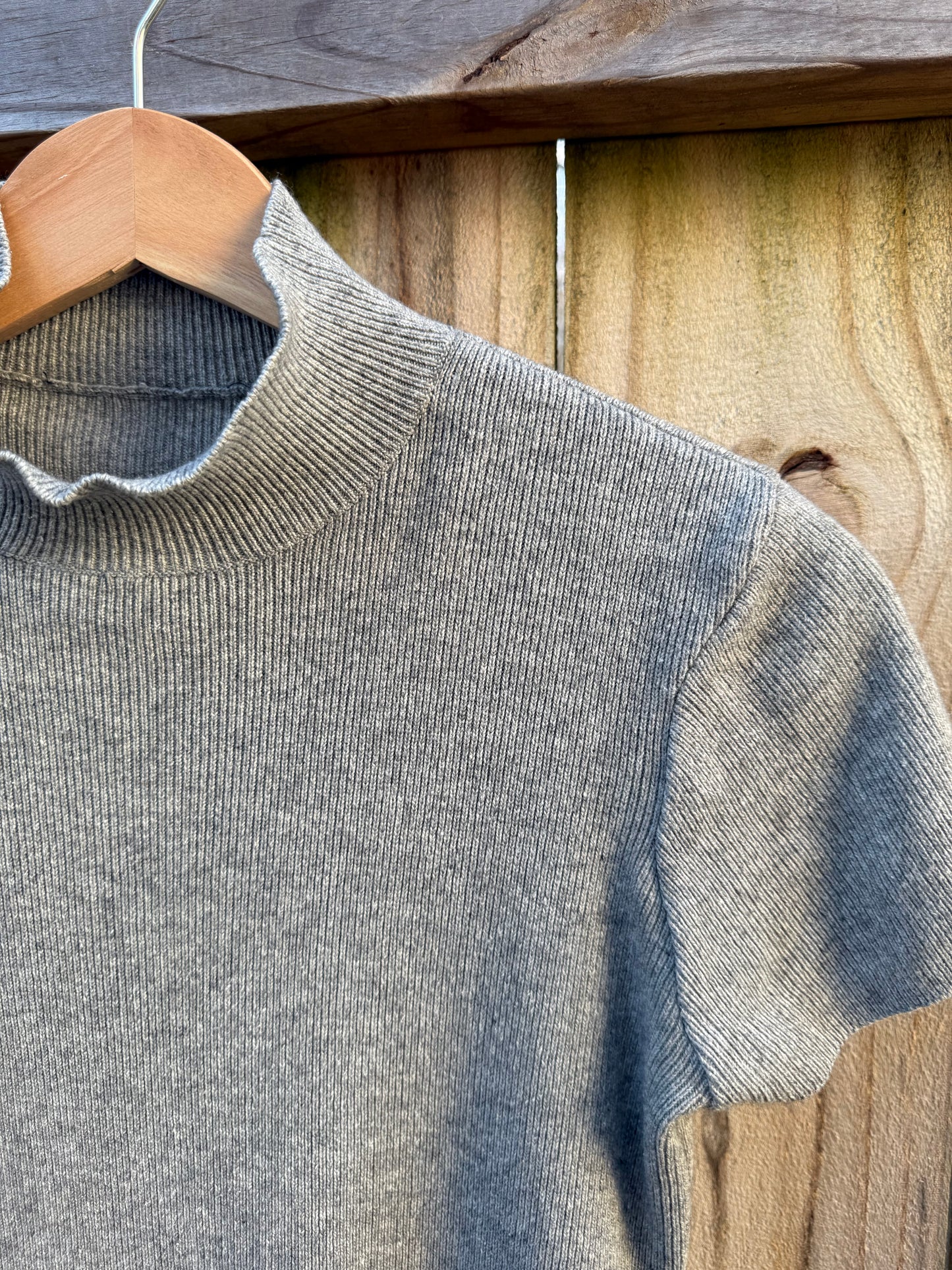 Vintage Gray Ribbed Mock Neck Short Sleeve Top