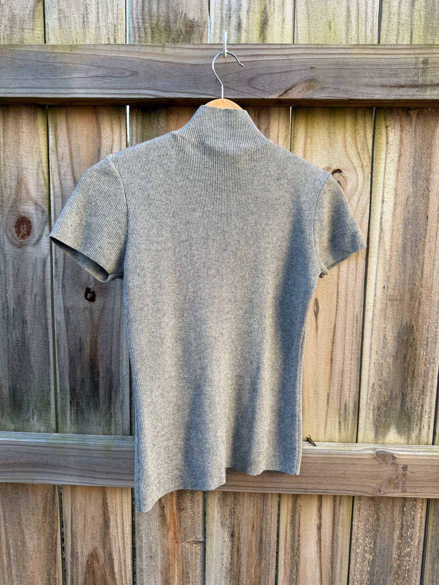 Vintage Gray Ribbed Mock Neck Short Sleeve Top