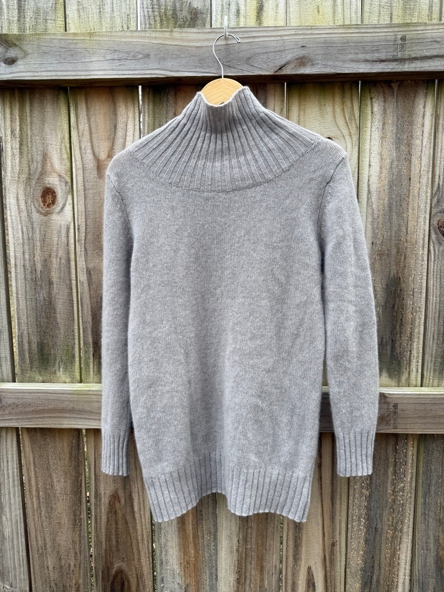 Saks Fifth Avenue 100% Cashmere Ribbed Turtleneck Sweater