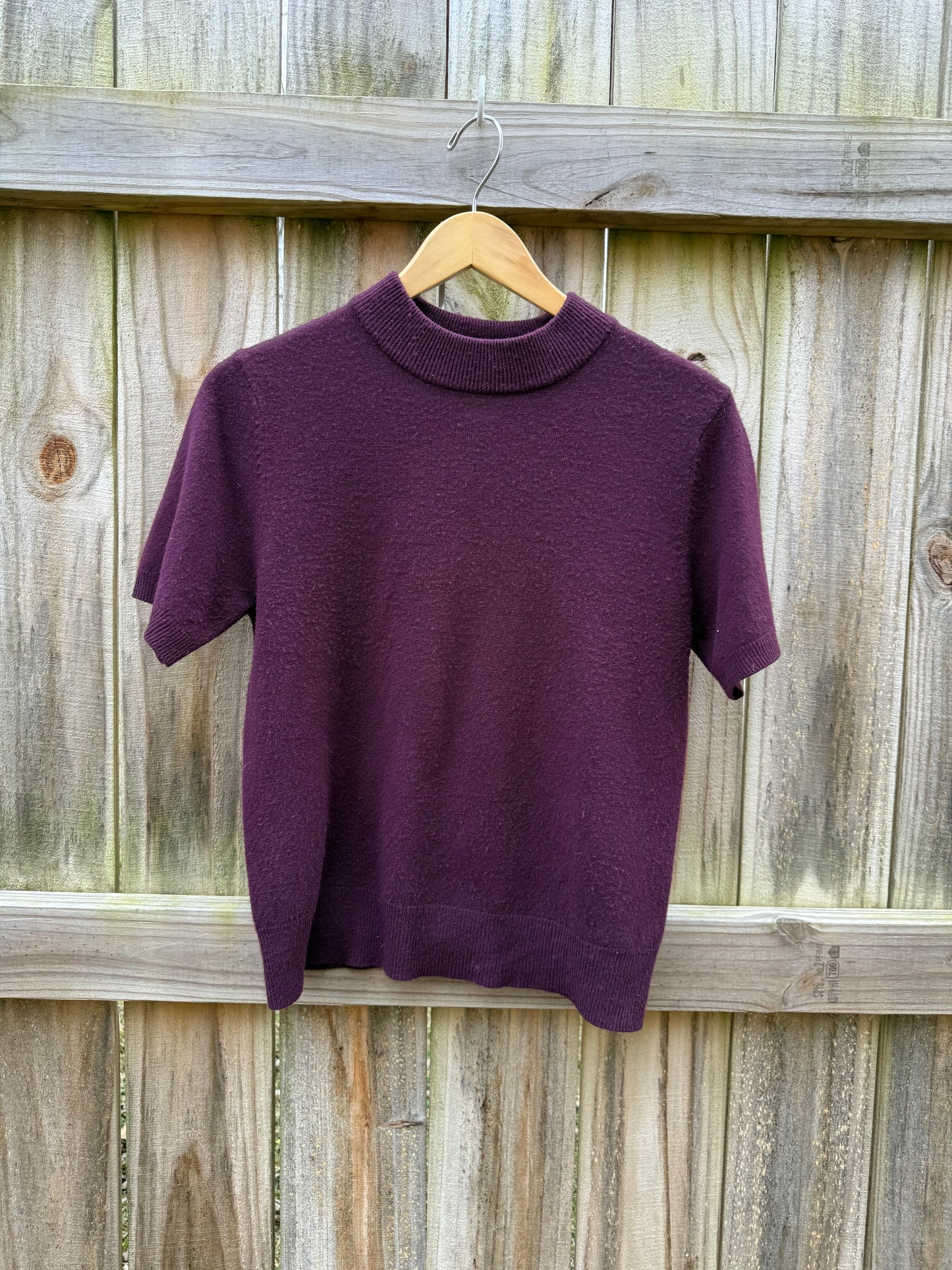 SAG HARBOR Petite Plum Knit Short-Sleeve Sweater Top