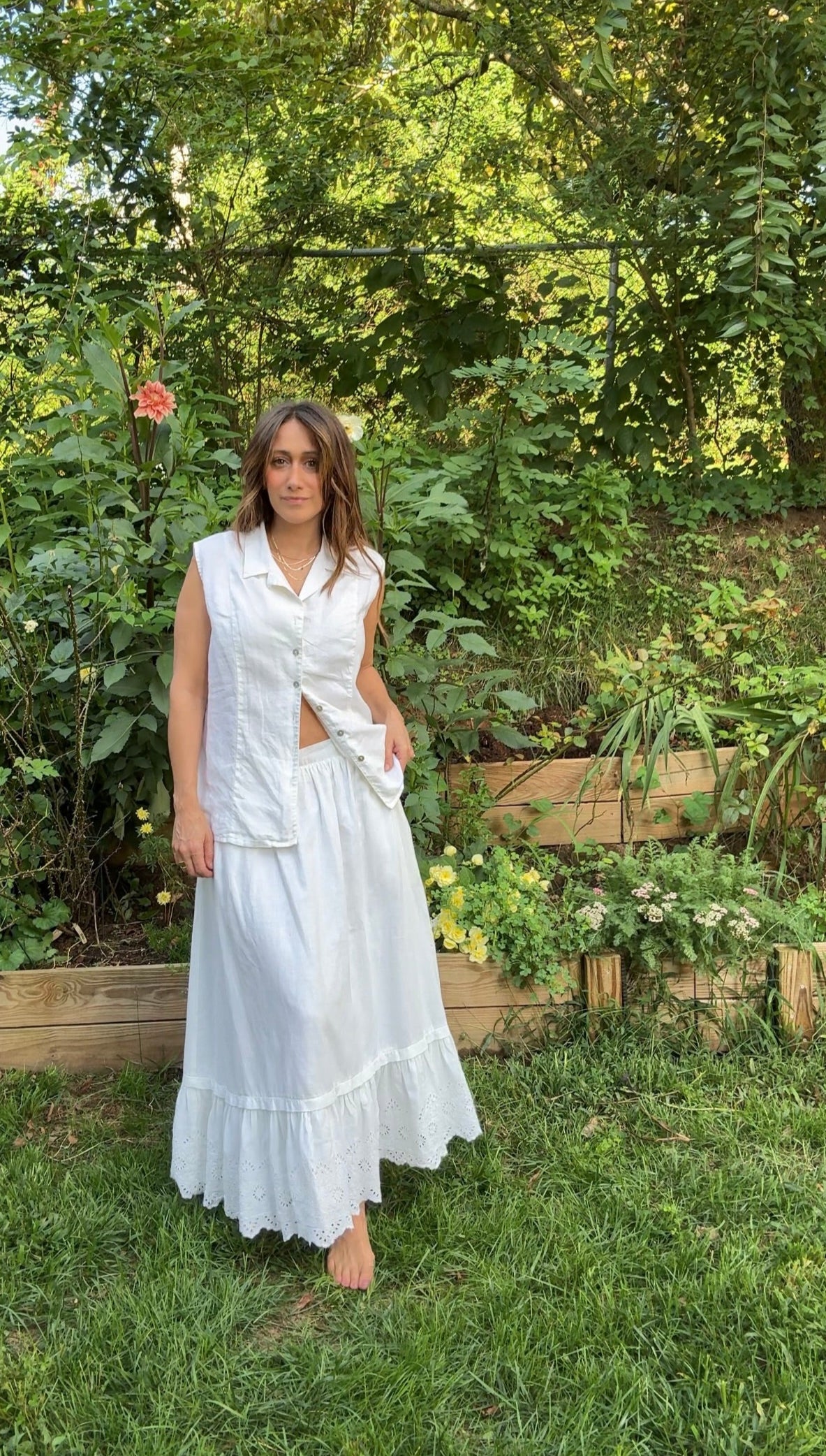 VINTAGE LINEN BUTTON DOWN TANK — WHITE