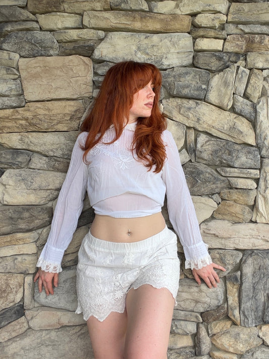 Kimchi Blue Ivory Embroidered Lace Shorts