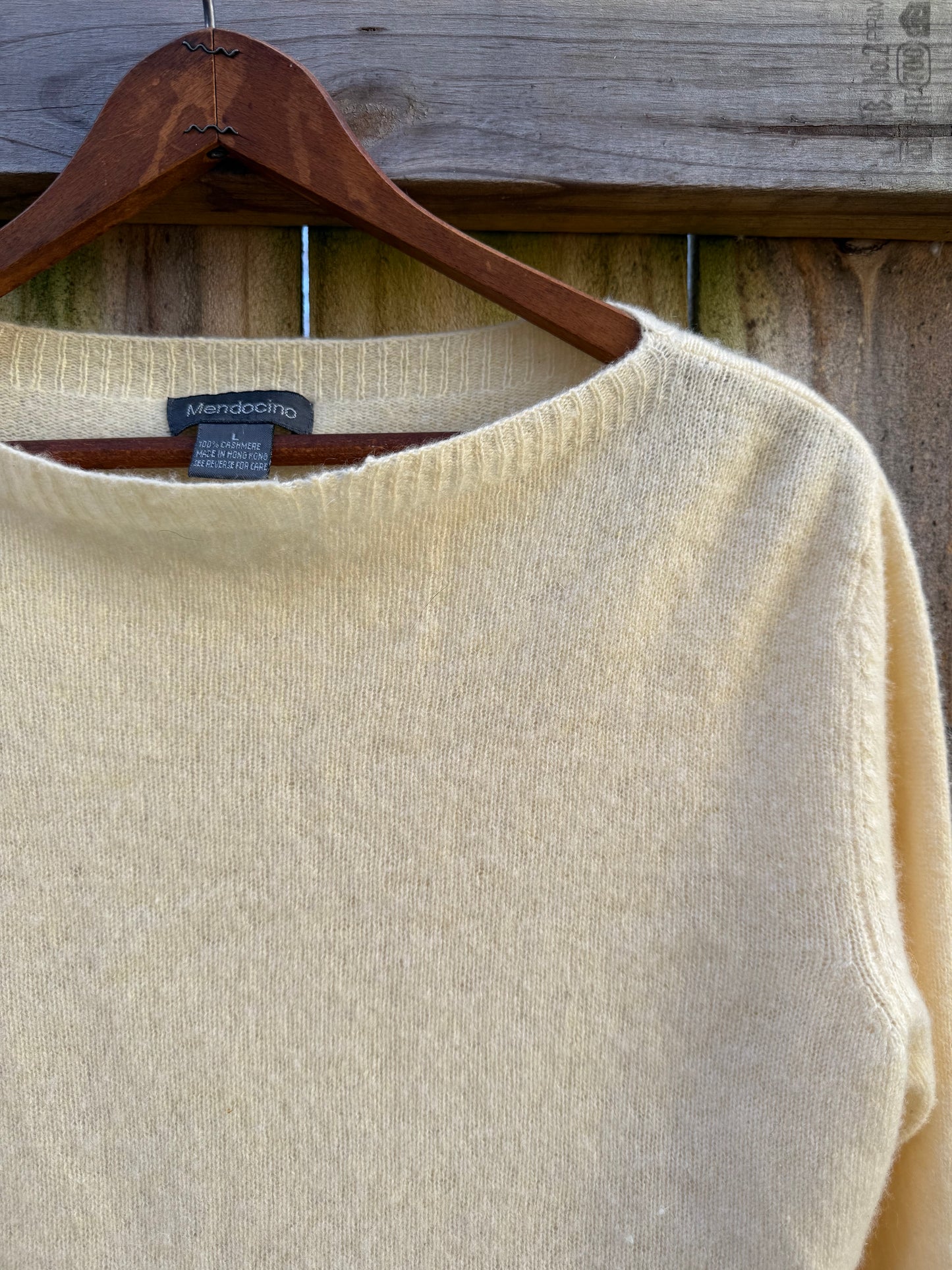 90s Mendocino 100% Cashmere Sweater (Butter Cream)
