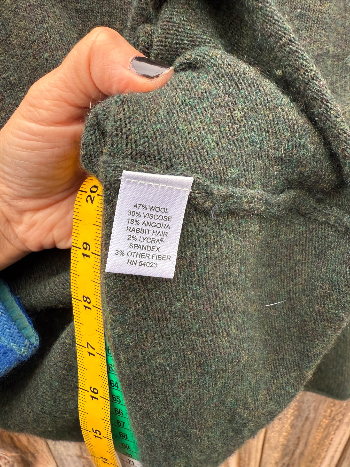 Vintage Banana Republic Forest Green Wool-Angora V-Neck Knit Sweater Top