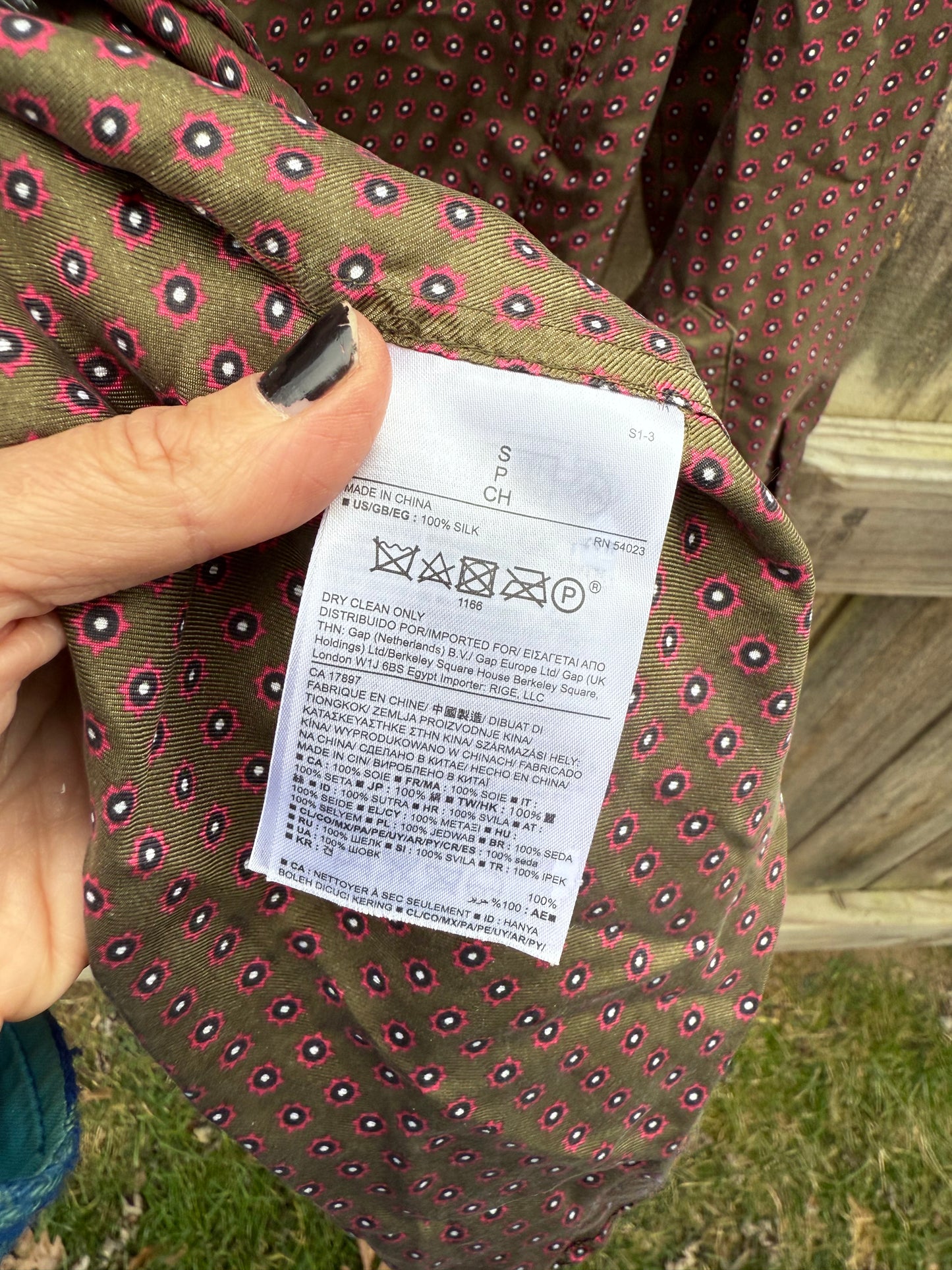 Vintage Banana Republic Silk Geo Print Button-Down Shirt Olive Pink