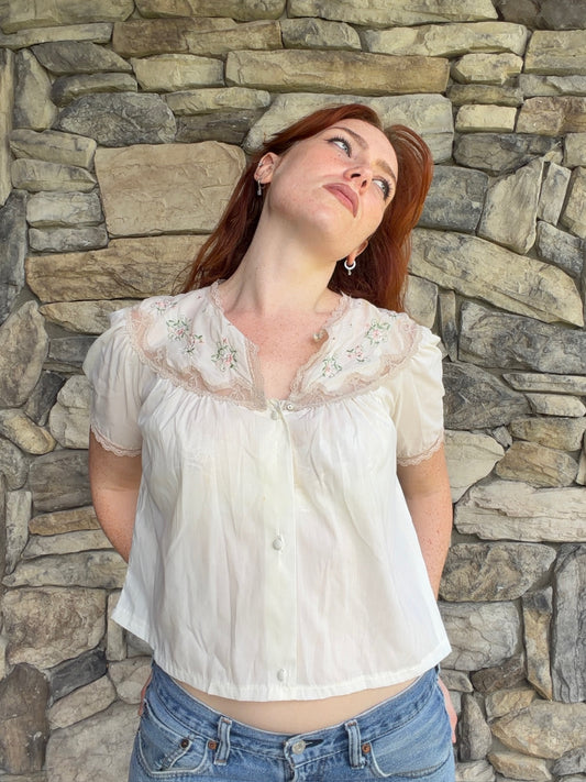 Reworked Vintage Ivory Embroidered Cropped Top Cottagecore