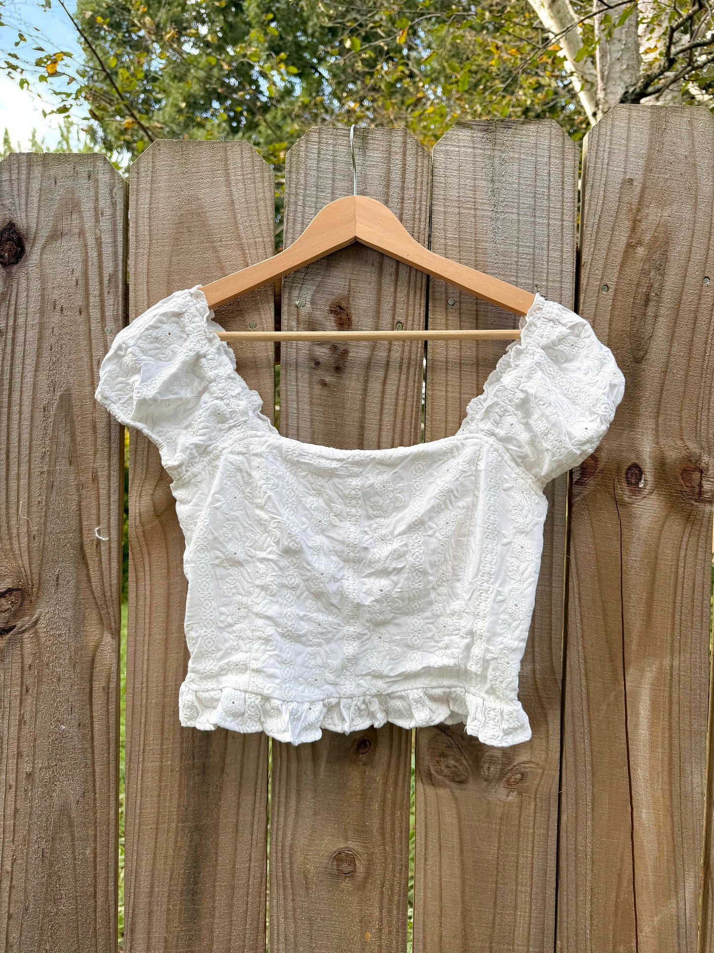 Saltwater Luxe Embroidered Puff-Sleeve Top