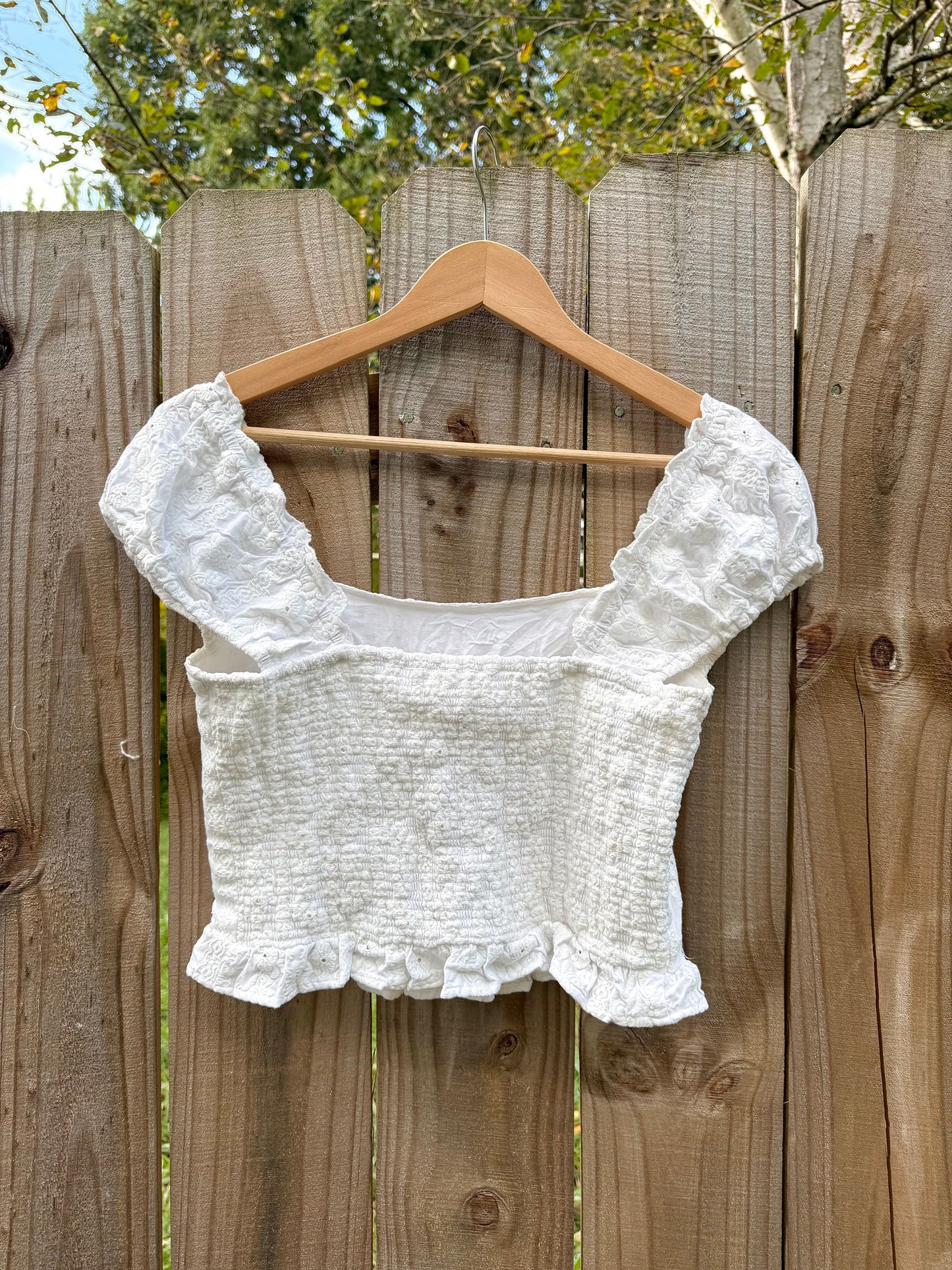 Saltwater Luxe Embroidered Puff-Sleeve Top
