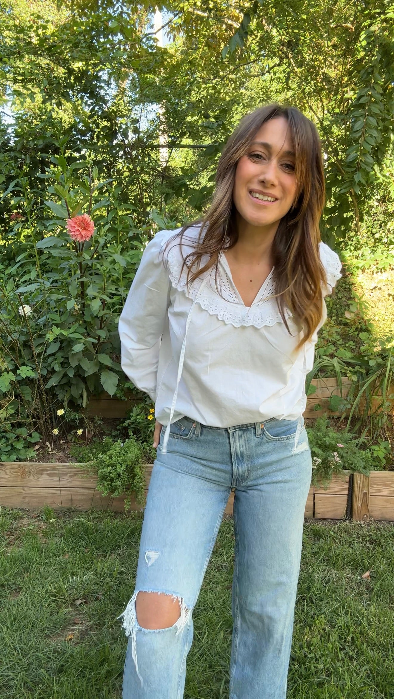Low Waist Baggy Distressed Denim – Light Wash