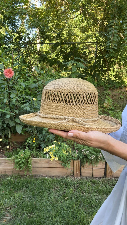 Wide Brim Vintage Ventilated Straw Hat