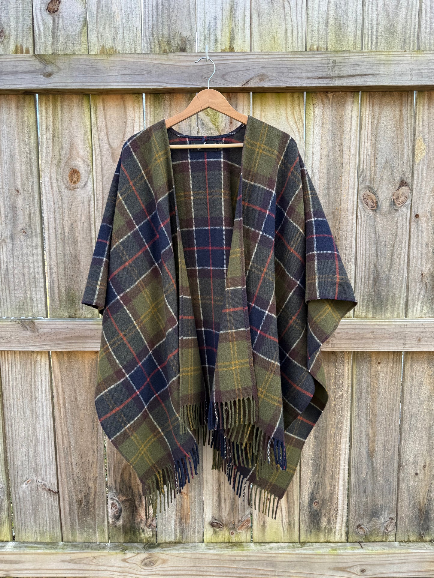 Barbour Tartan Wool Poncho Cape Shawl Wrap Fringe Hem Heritage Plaid Outerwear