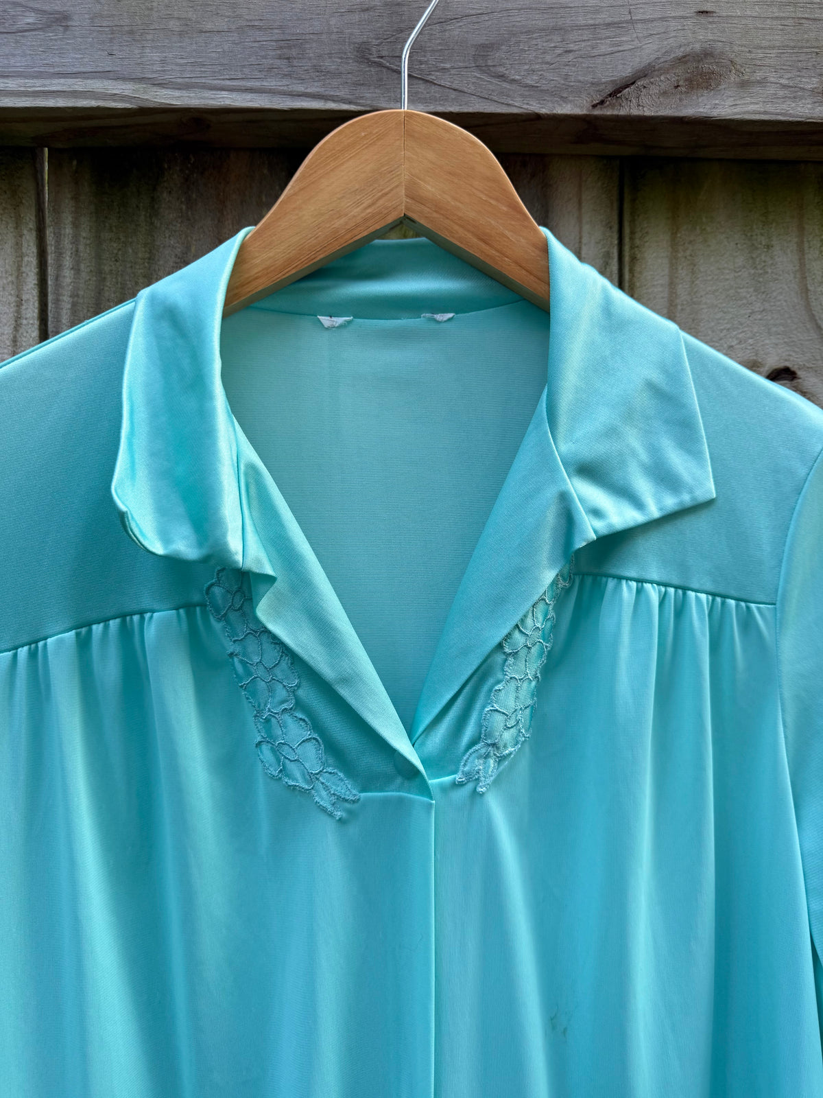 Vintage Tiffany Blue Lace Trim House Dress / Retro Sleepwear
