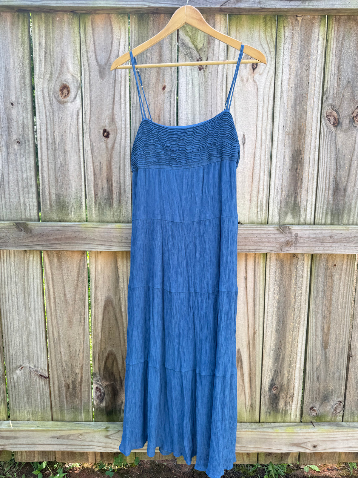 Kirious Blue Crinkle Tiered Maxi Dress M