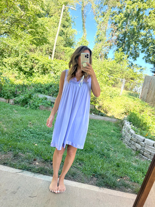 Vintage Vanity Fair Lilac Lounge Dress Nightgown