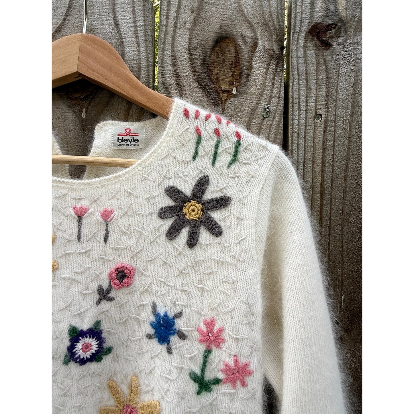 80s/90s Korean Floral Embroidered Lambswool Angora Sweater