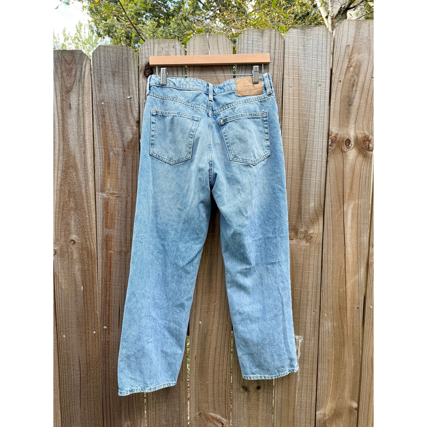 Low Waist Baggy Distressed Denim – Light Wash